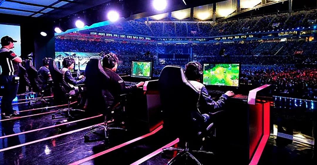 动的发展起 动的发展起